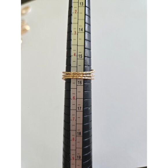 Womens gold Tone ring faux peral size 5 NEW - Picture 2 of 6